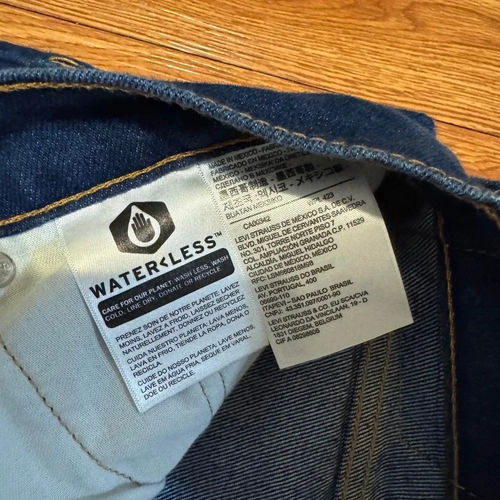 Levi's 517 Men's Jeans Fits 36x33 Boot Cut Denim Western Cowboy